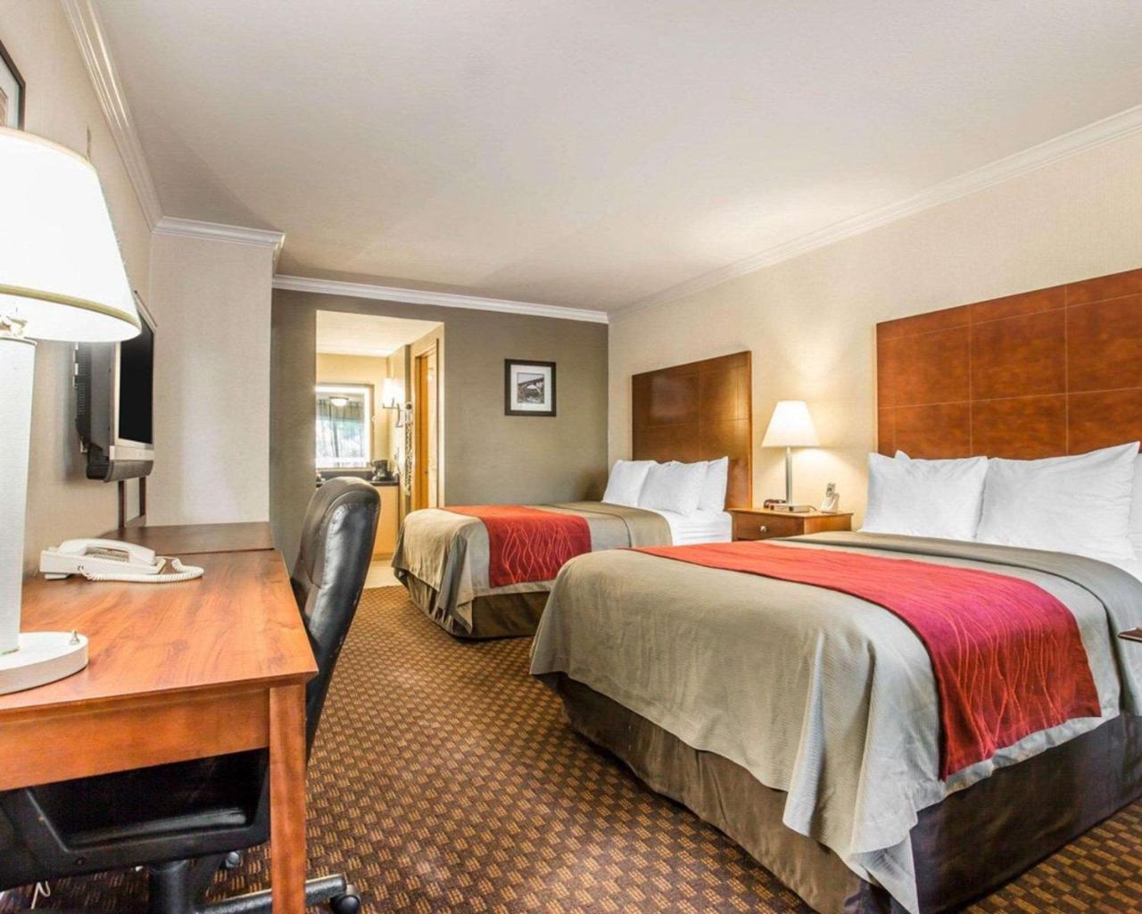 Hyland Inn Near Pasadena Civic Center Экстерьер фото