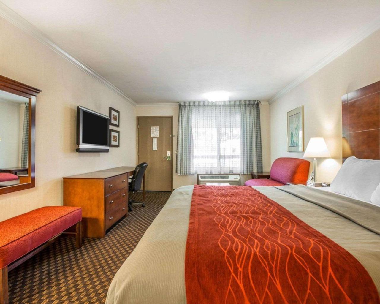 Hyland Inn Near Pasadena Civic Center Экстерьер фото